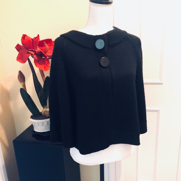 Sophisticated Designer Sweater Cape Black Size Medium - Picture 4 of 10